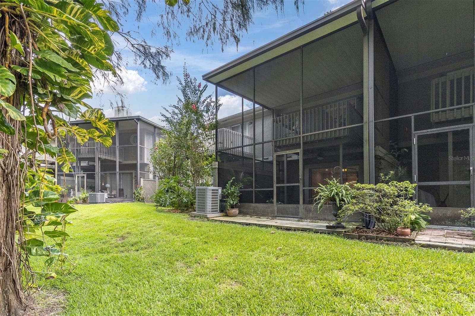 CARROLLWOOD VILLAGE PH III - Residential