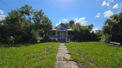 Photo of 236 N Amelia Avenue, Deland, FL 32724 (MLS # V4949762)