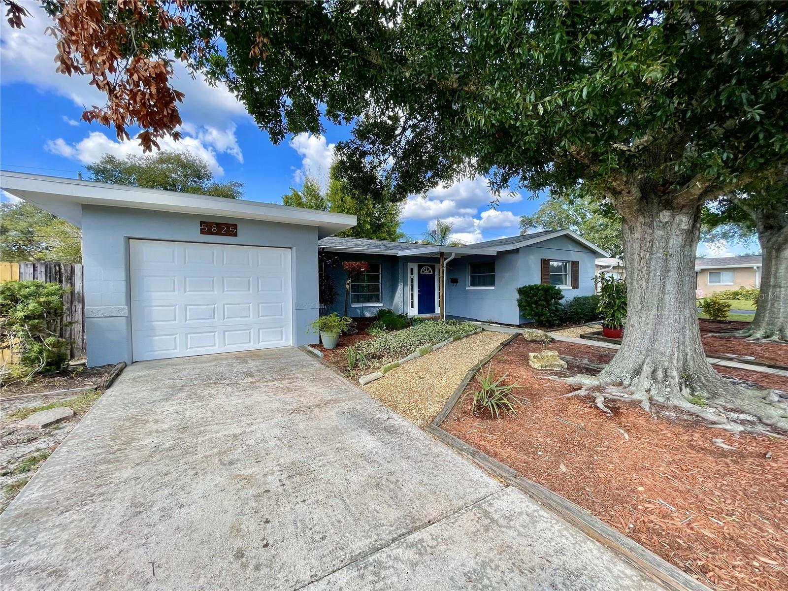 SHERYL MANOR - Residential Lease