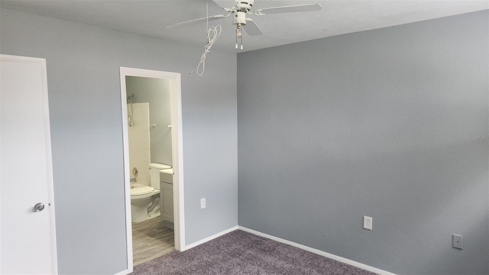 VILLAGE CONDO - Residential Lease