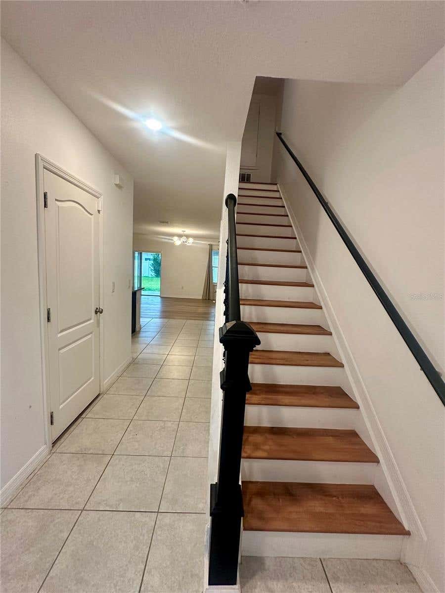 Photo of 125 Villavista Court, Davenport, FL 33896 (MLS # O6430828)