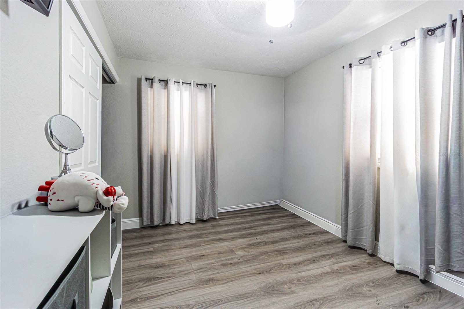 OAKWOOD VILLA - Residential Income