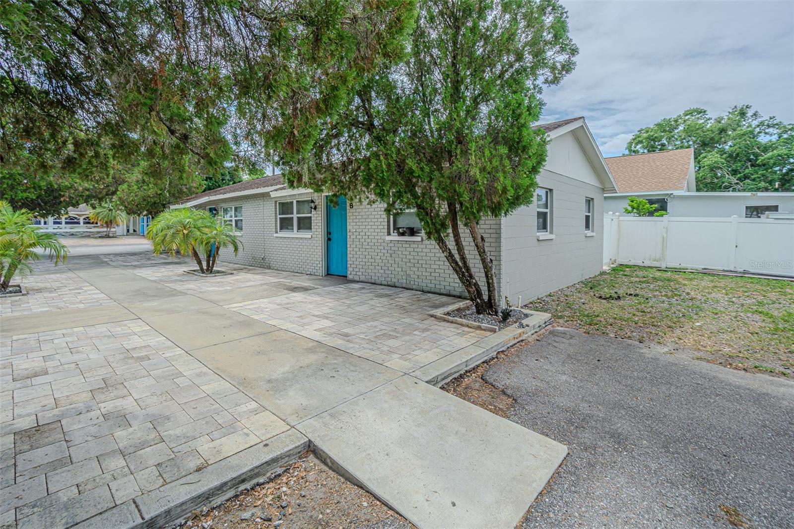 OAKWOOD VILLA - Residential Income