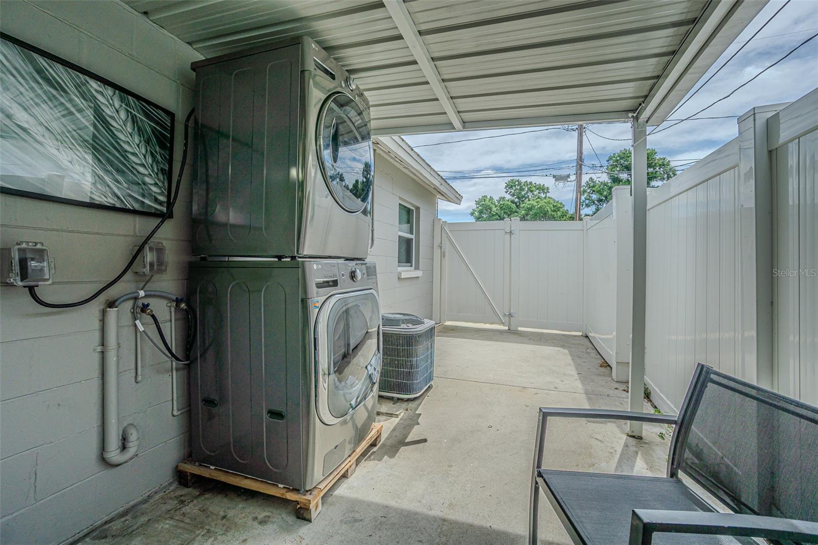 OAKWOOD VILLA - Residential Income