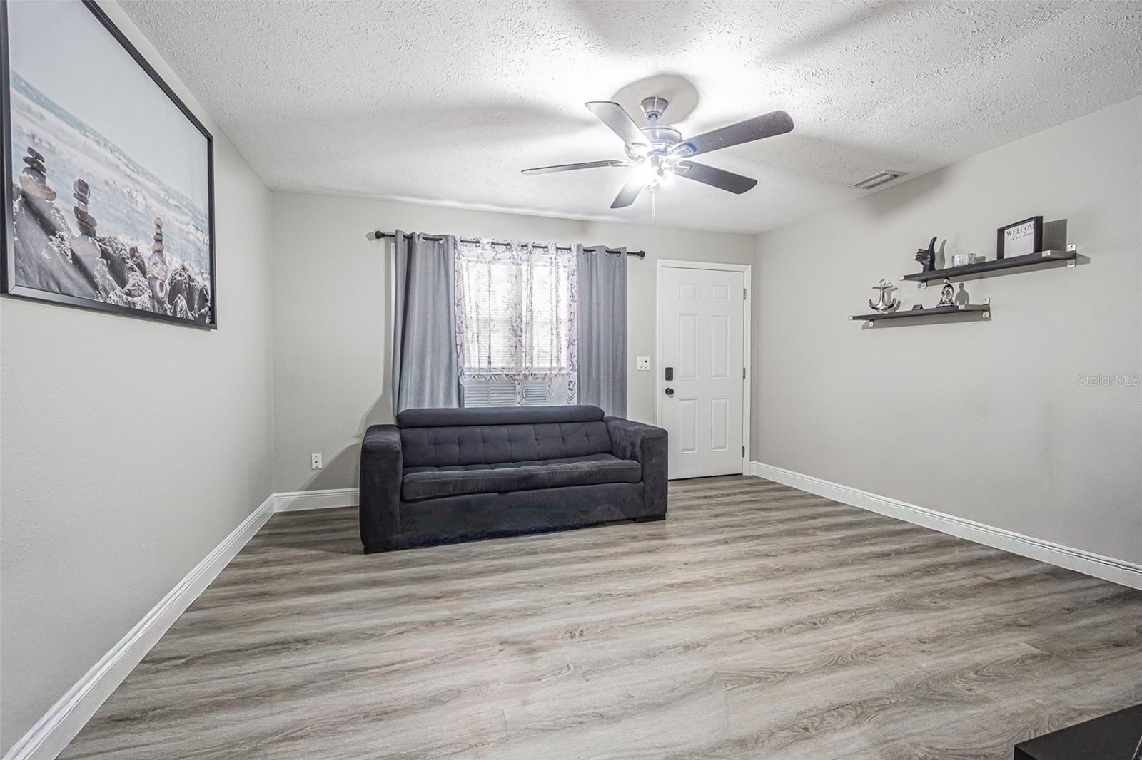 OAKWOOD VILLA - Residential Income