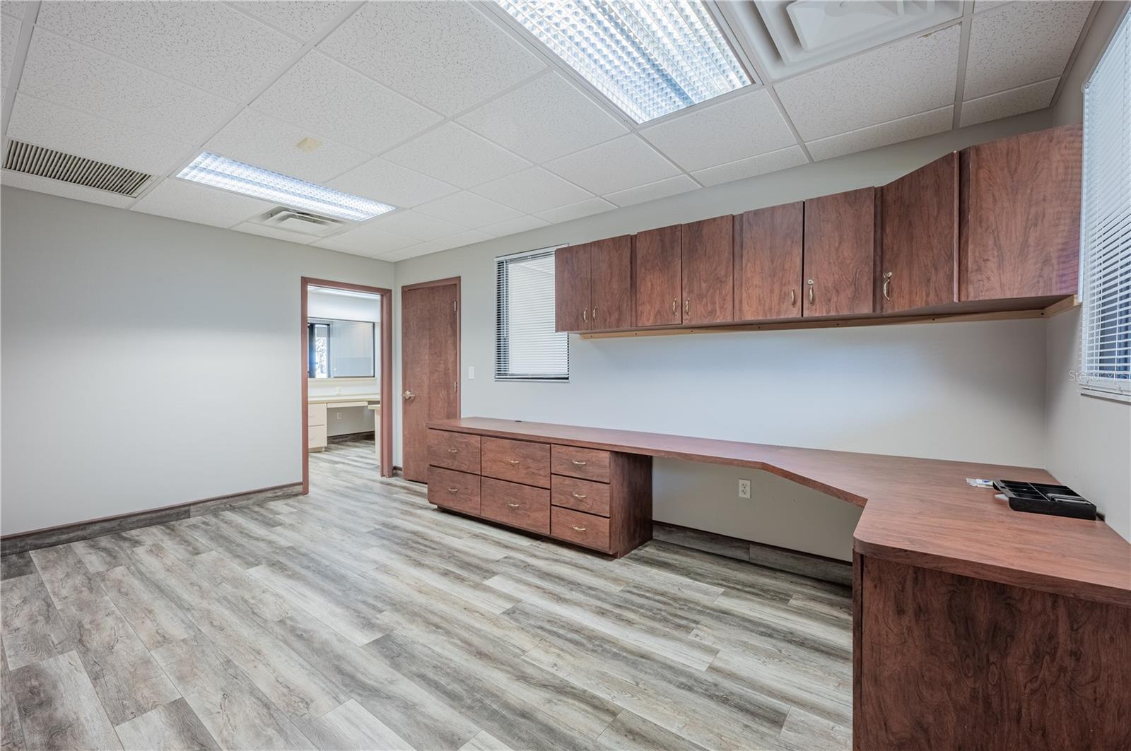 EUSTIS NORTHSHORE - Commercial Sale