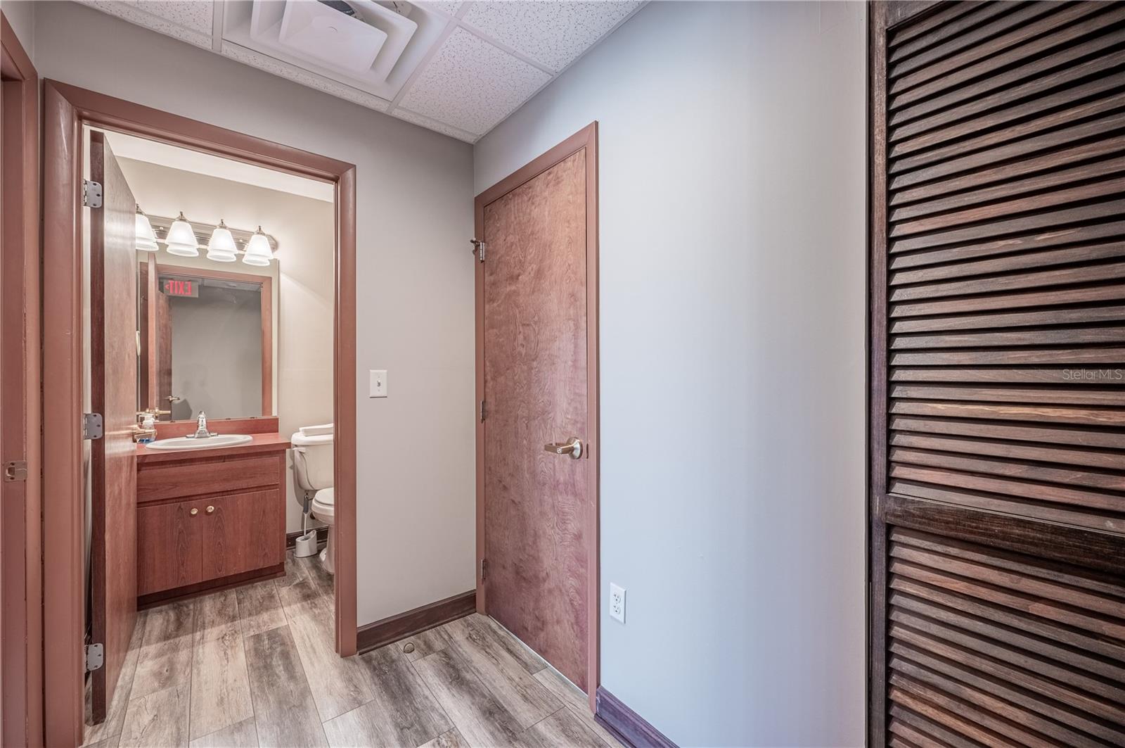 EUSTIS NORTHSHORE - Commercial Sale