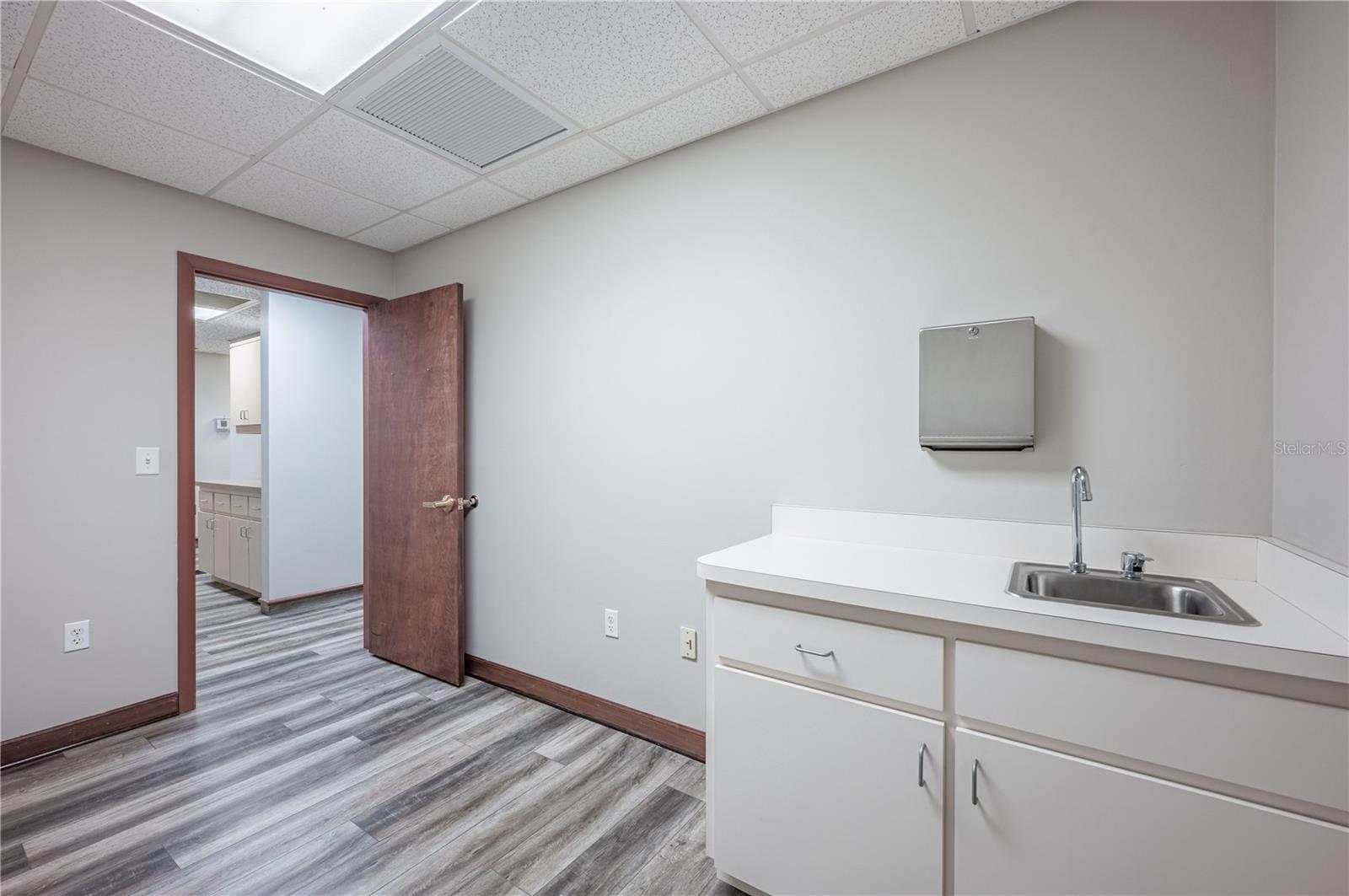 EUSTIS NORTHSHORE - Commercial Sale