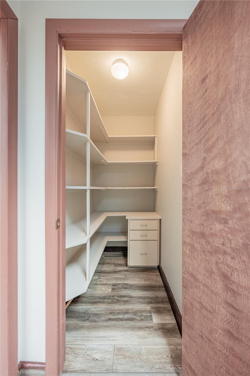 EUSTIS NORTHSHORE - Commercial Sale