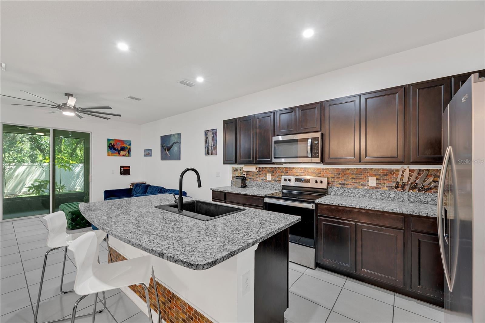 3209 PLEASANT WILLOW COURT