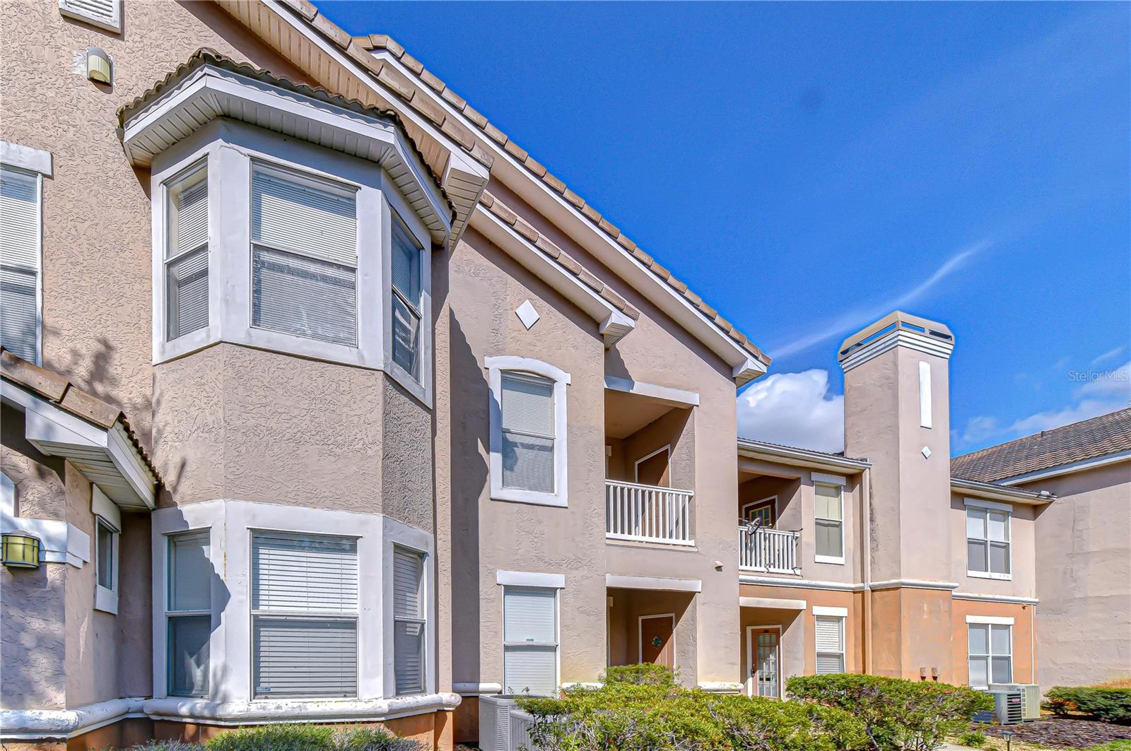 THE VILLAS CONDO - Residential