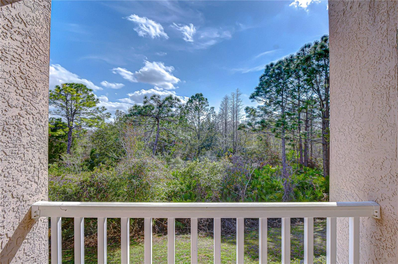 THE VILLAS CONDO - Residential