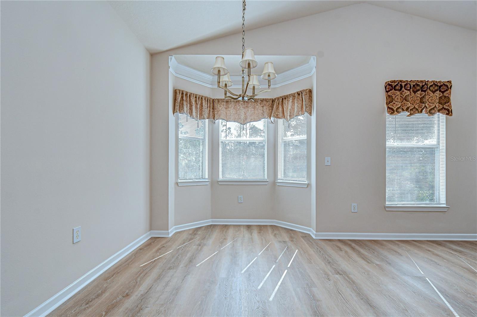 THE VILLAS CONDO - Residential