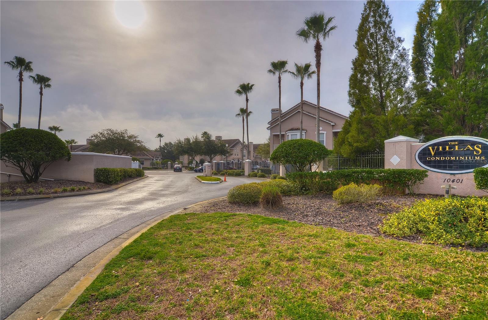 THE VILLAS CONDO - Residential