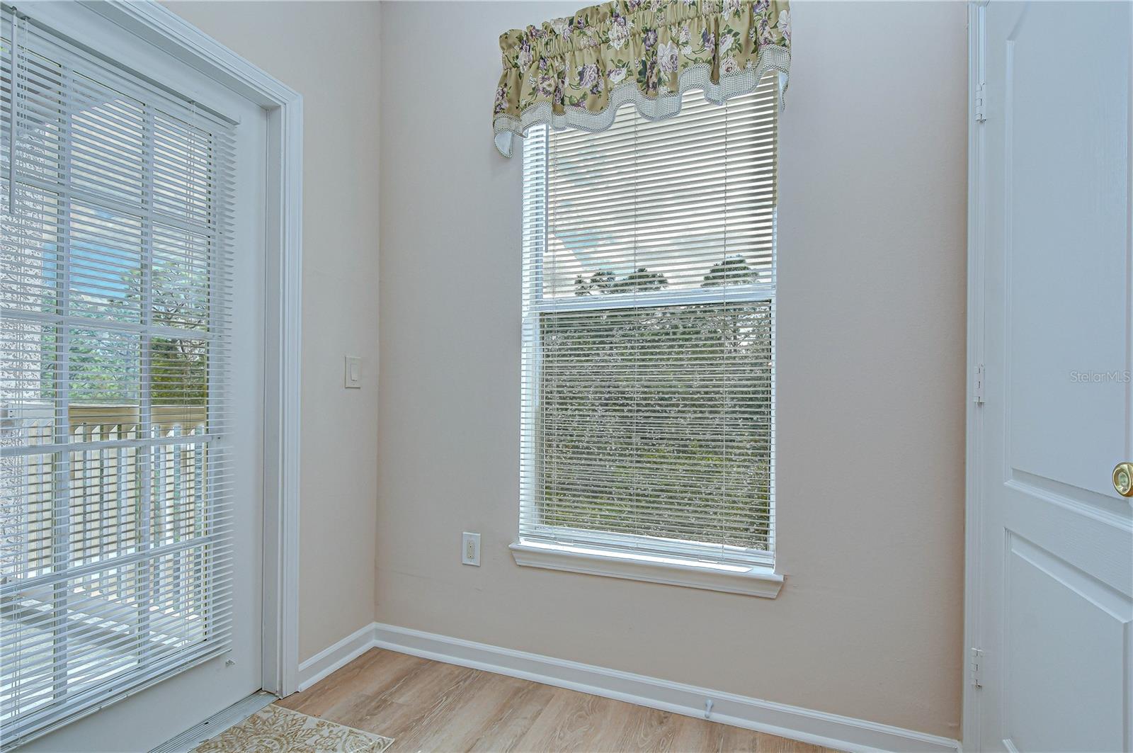 THE VILLAS CONDO - Residential