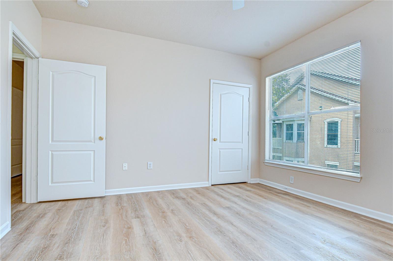 THE VILLAS CONDO - Residential