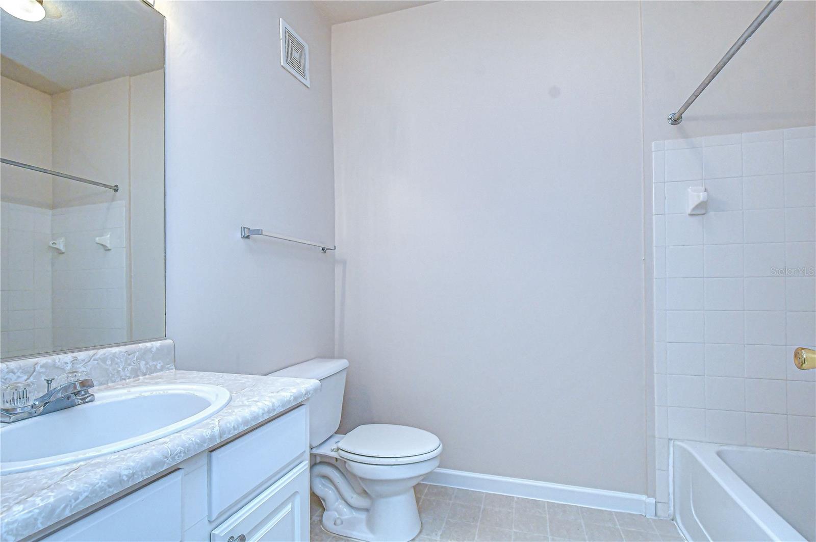 THE VILLAS CONDO - Residential