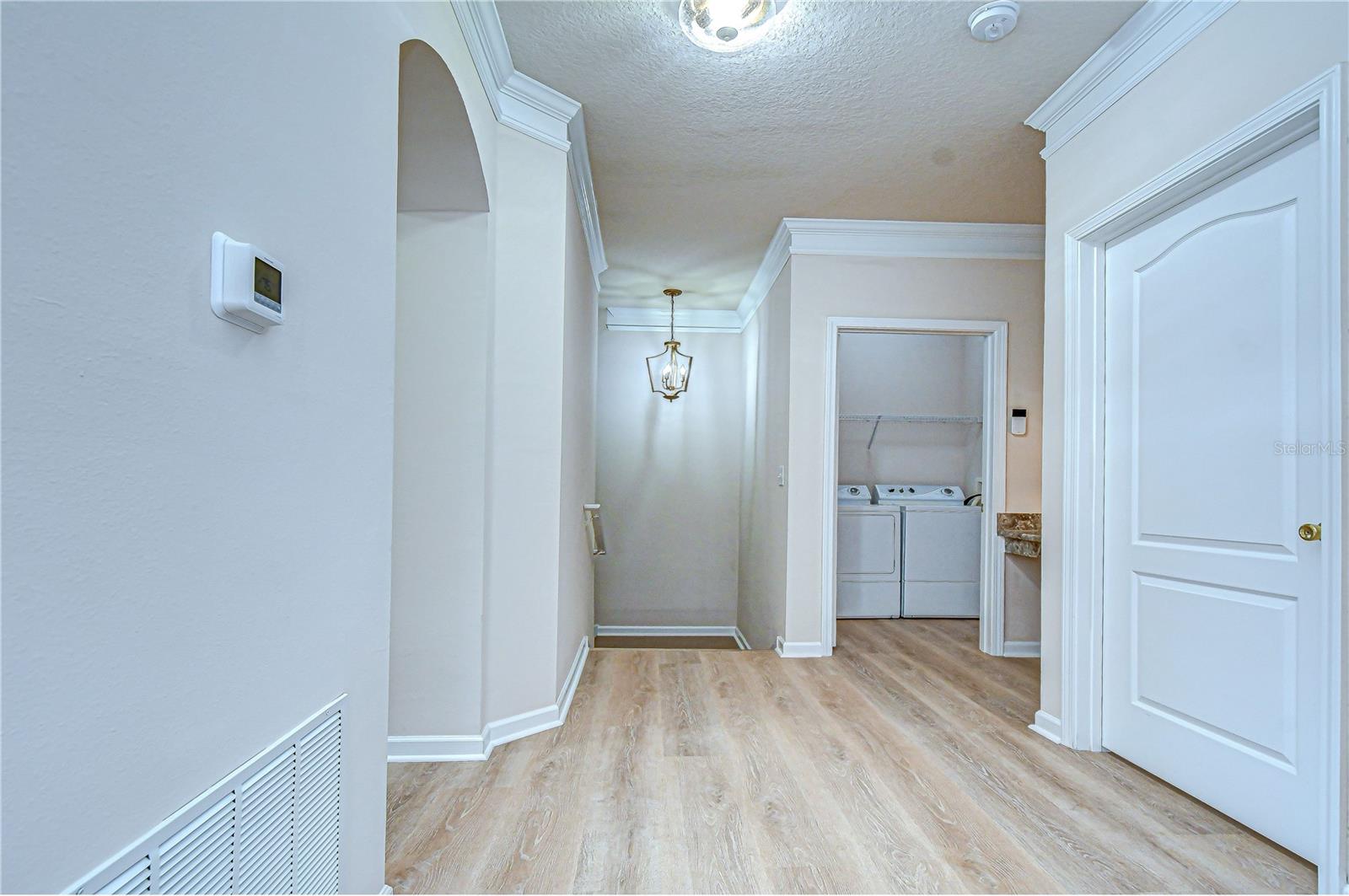 THE VILLAS CONDO - Residential