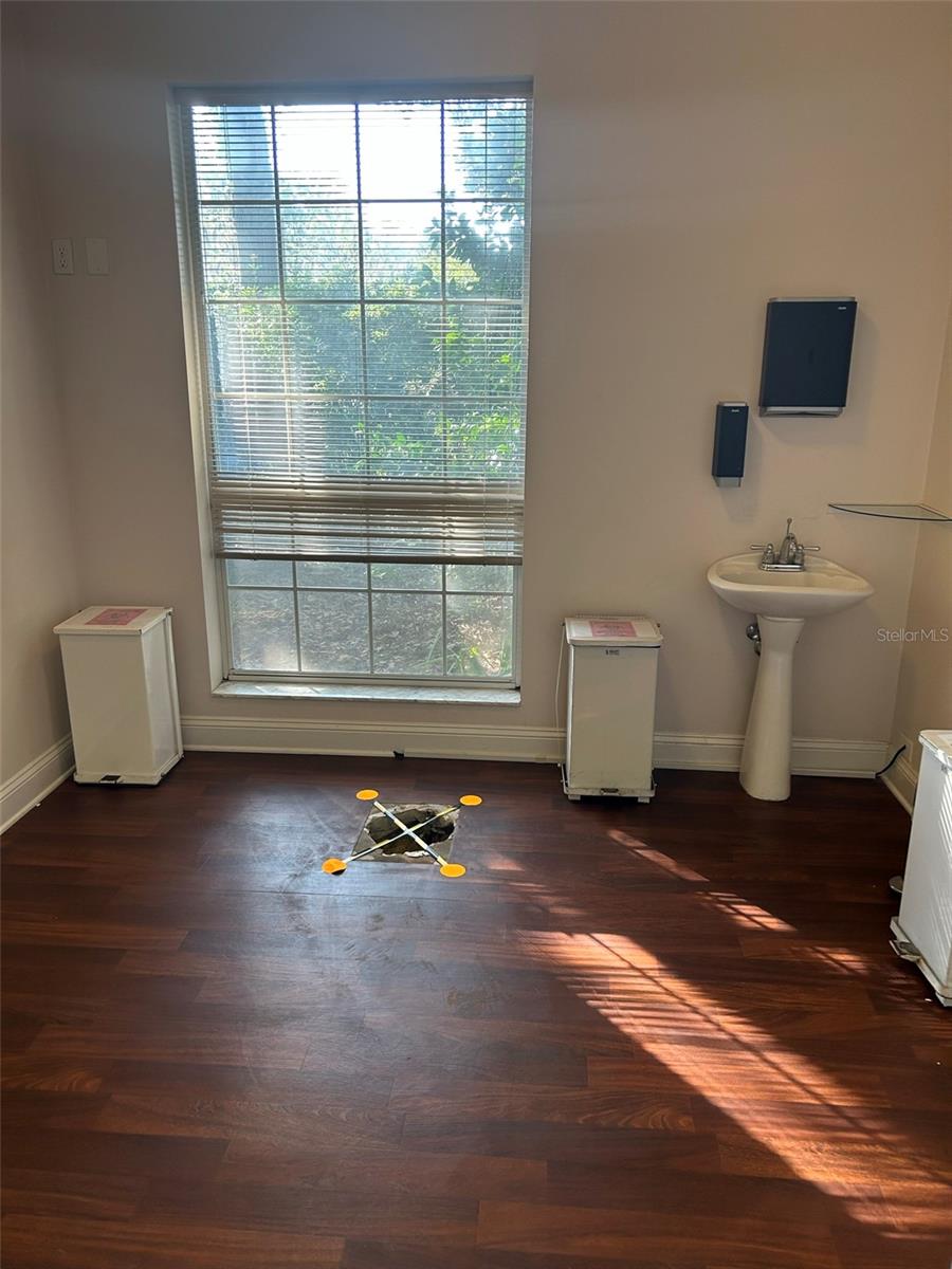 N/A - Commercial Lease