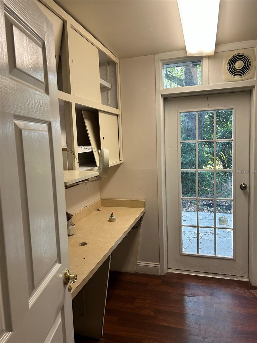 N/A - Commercial Lease