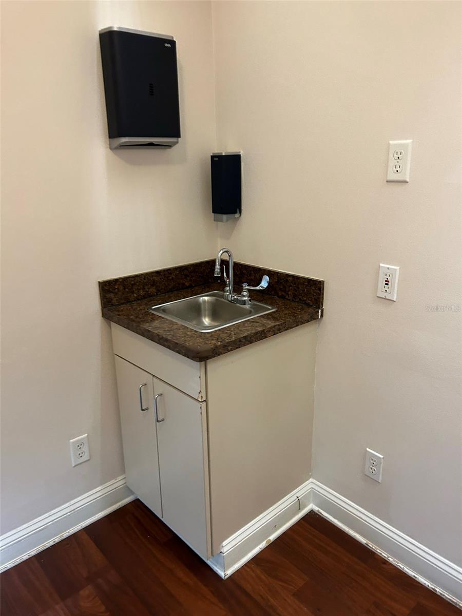 N/A - Commercial Lease