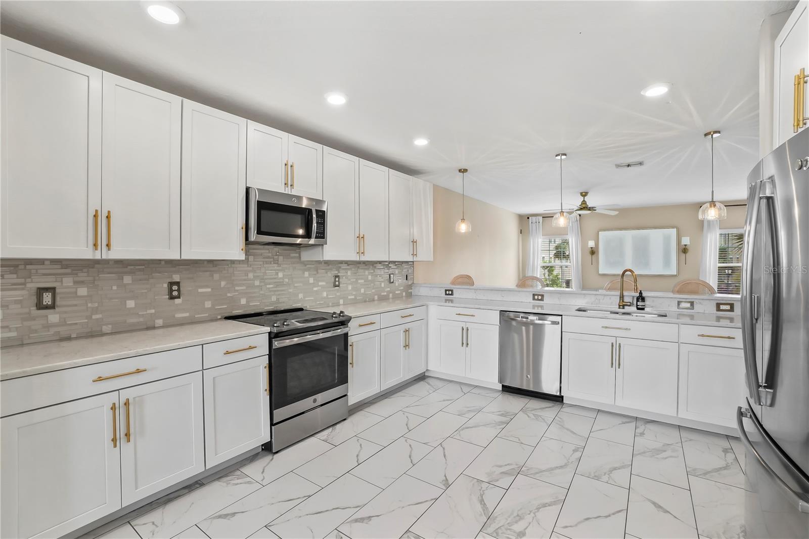 WEST END TWNHMS 2 - Residential Lease