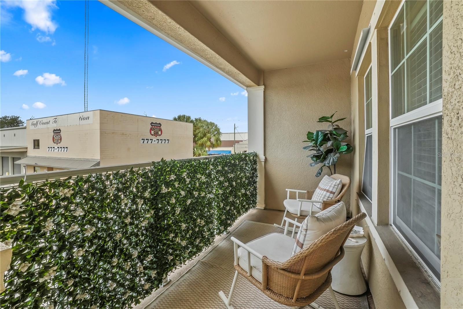 WEST END TWNHMS 2 - Residential Lease