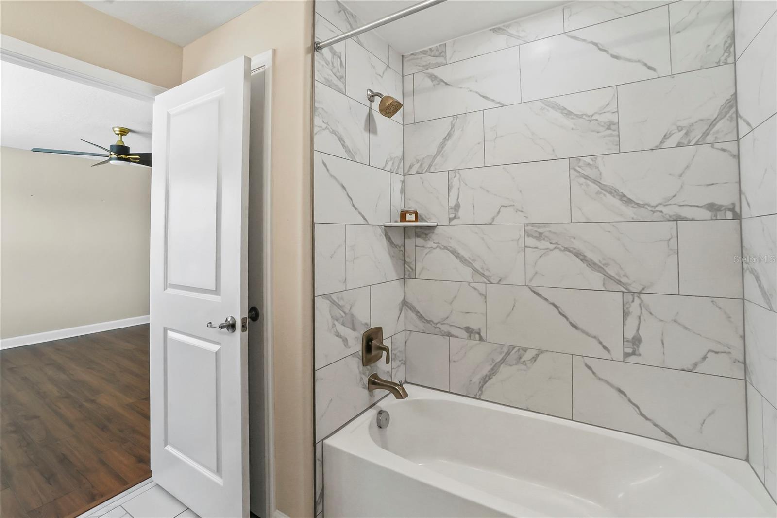 WEST END TWNHMS 2 - Residential Lease