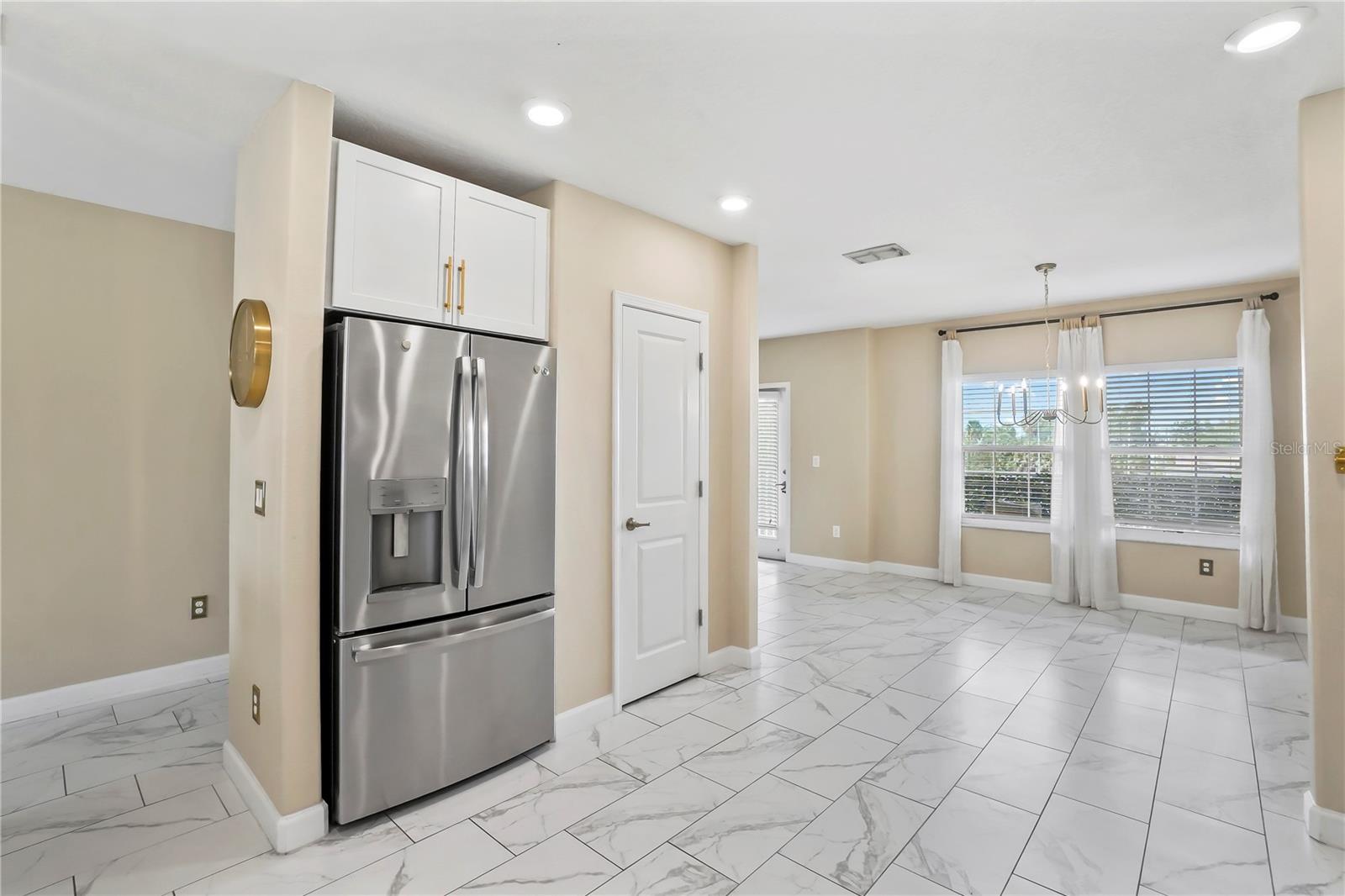 WEST END TWNHMS 2 - Residential Lease