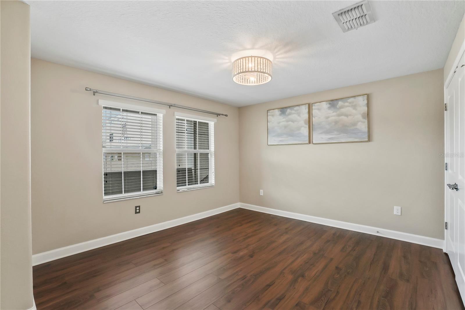 WEST END TWNHMS 2 - Residential Lease