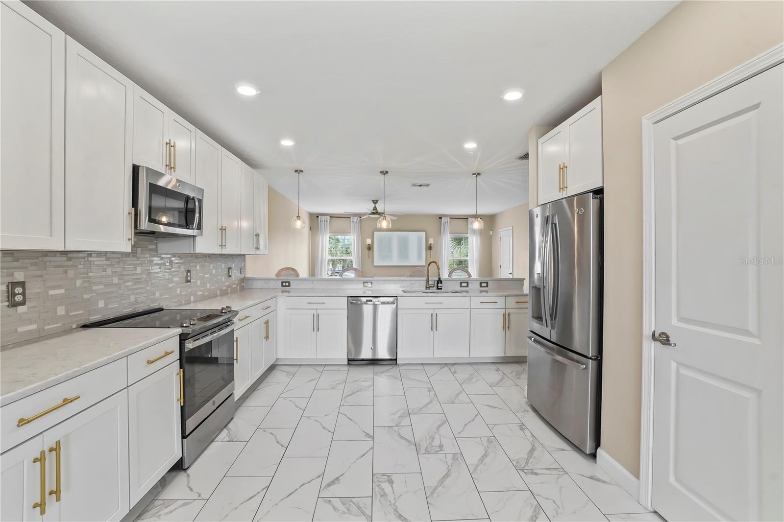 WEST END TWNHMS 2 - Residential Lease