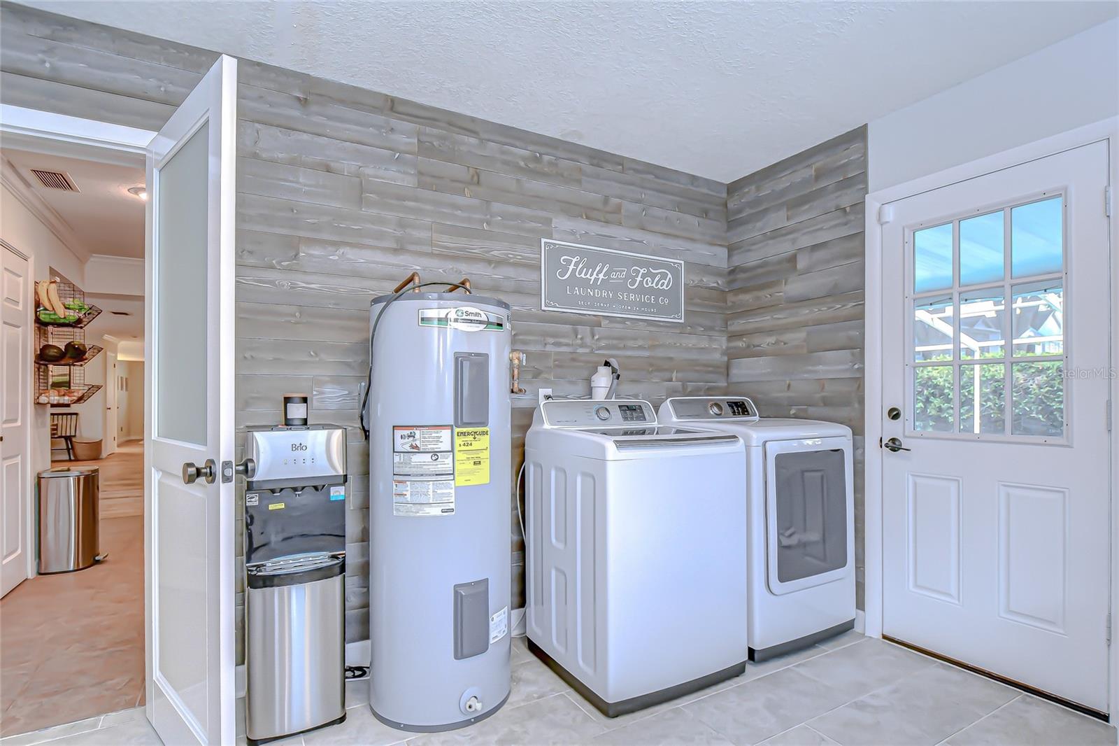 MAGDALENE SHORES ESTATES UN 6 - Residential