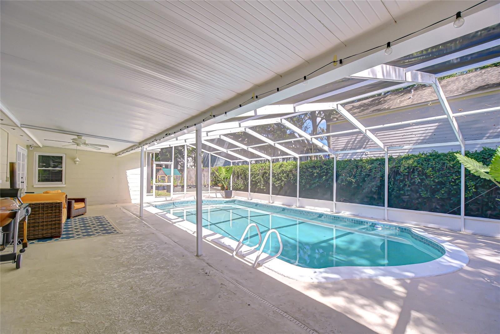 MAGDALENE SHORES ESTATES UN 6 - Residential