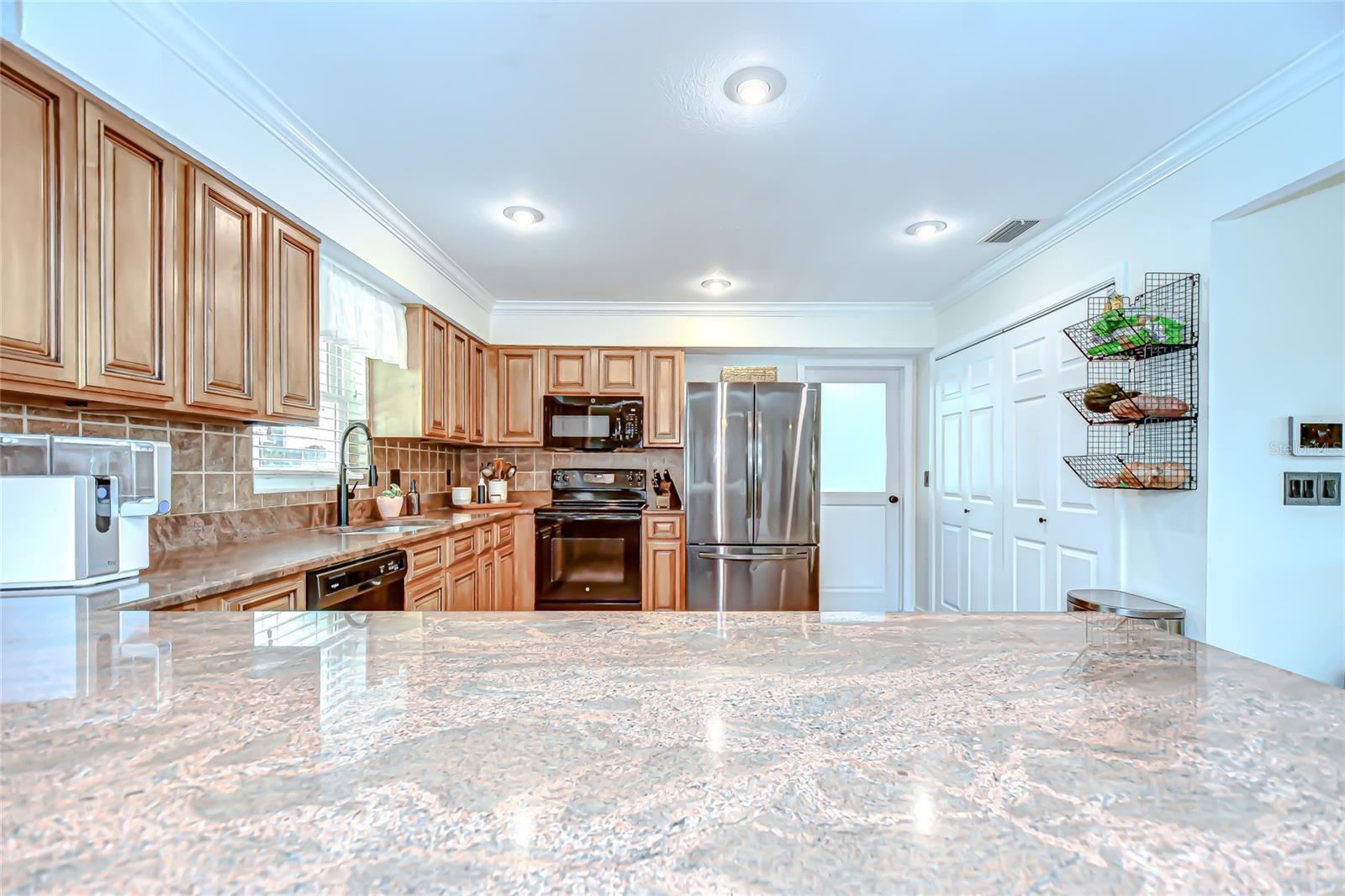 MAGDALENE SHORES ESTATES UN 6 - Residential