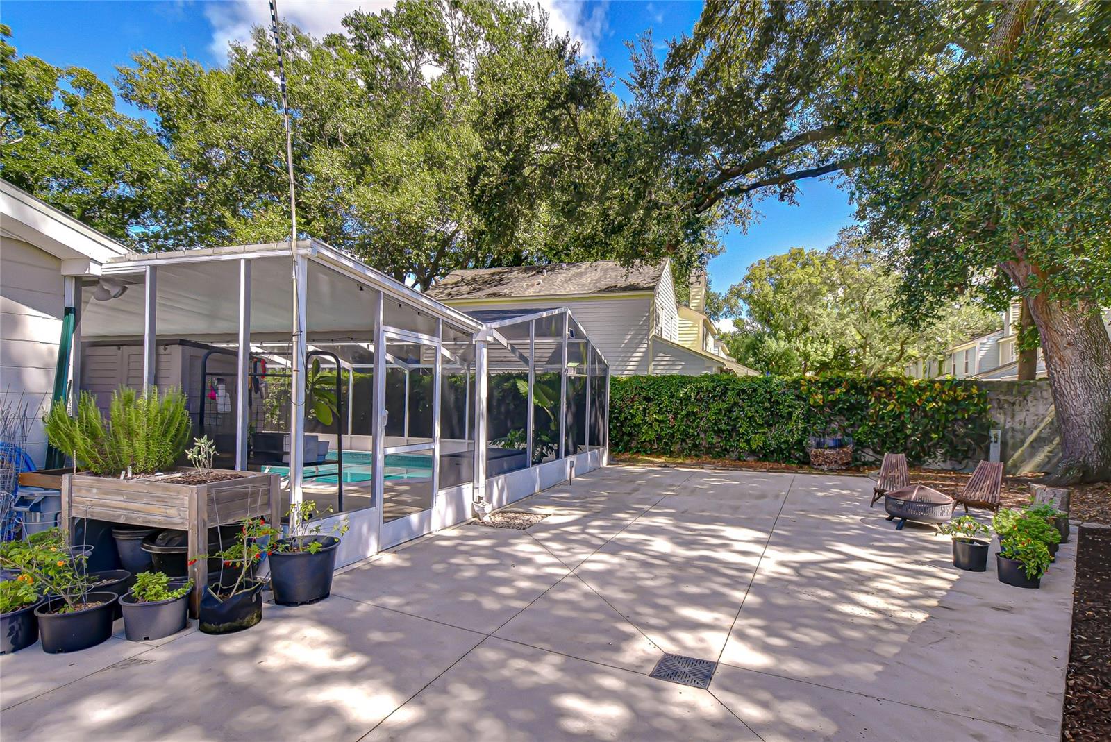 MAGDALENE SHORES ESTATES UN 6 - Residential