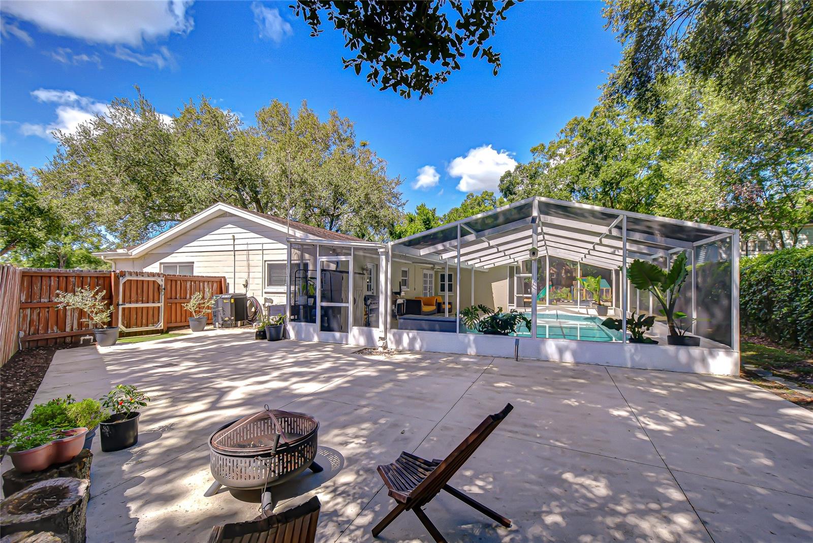 MAGDALENE SHORES ESTATES UN 6 - Residential