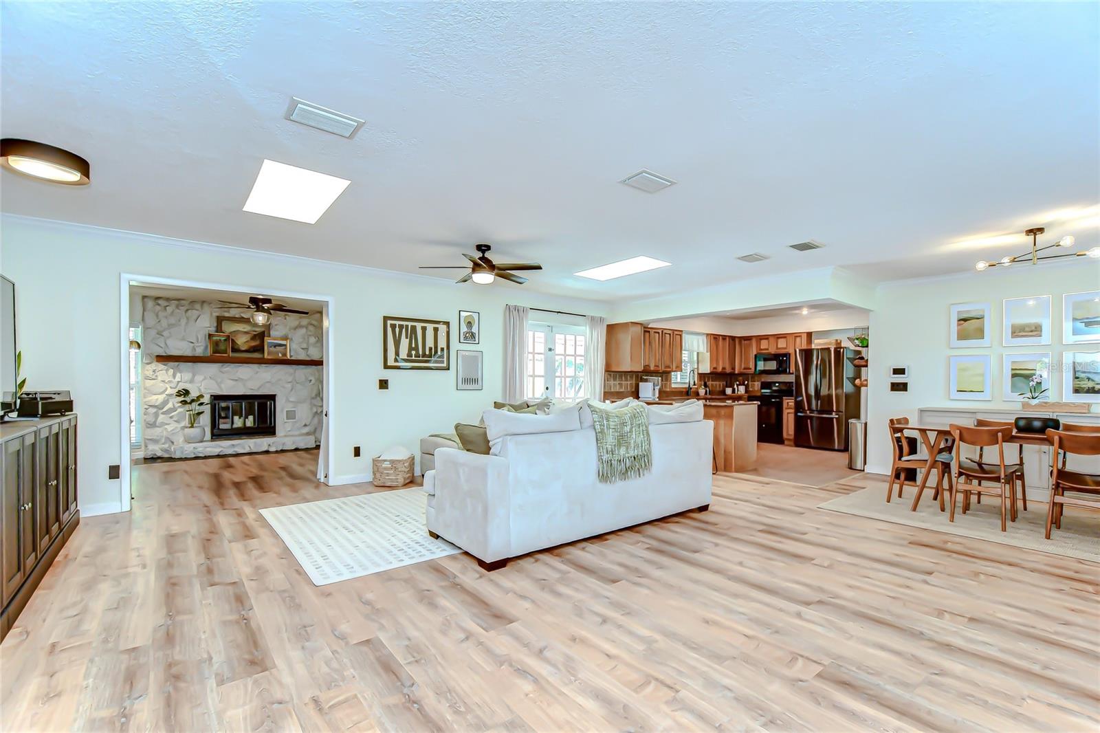 MAGDALENE SHORES ESTATES UN 6 - Residential