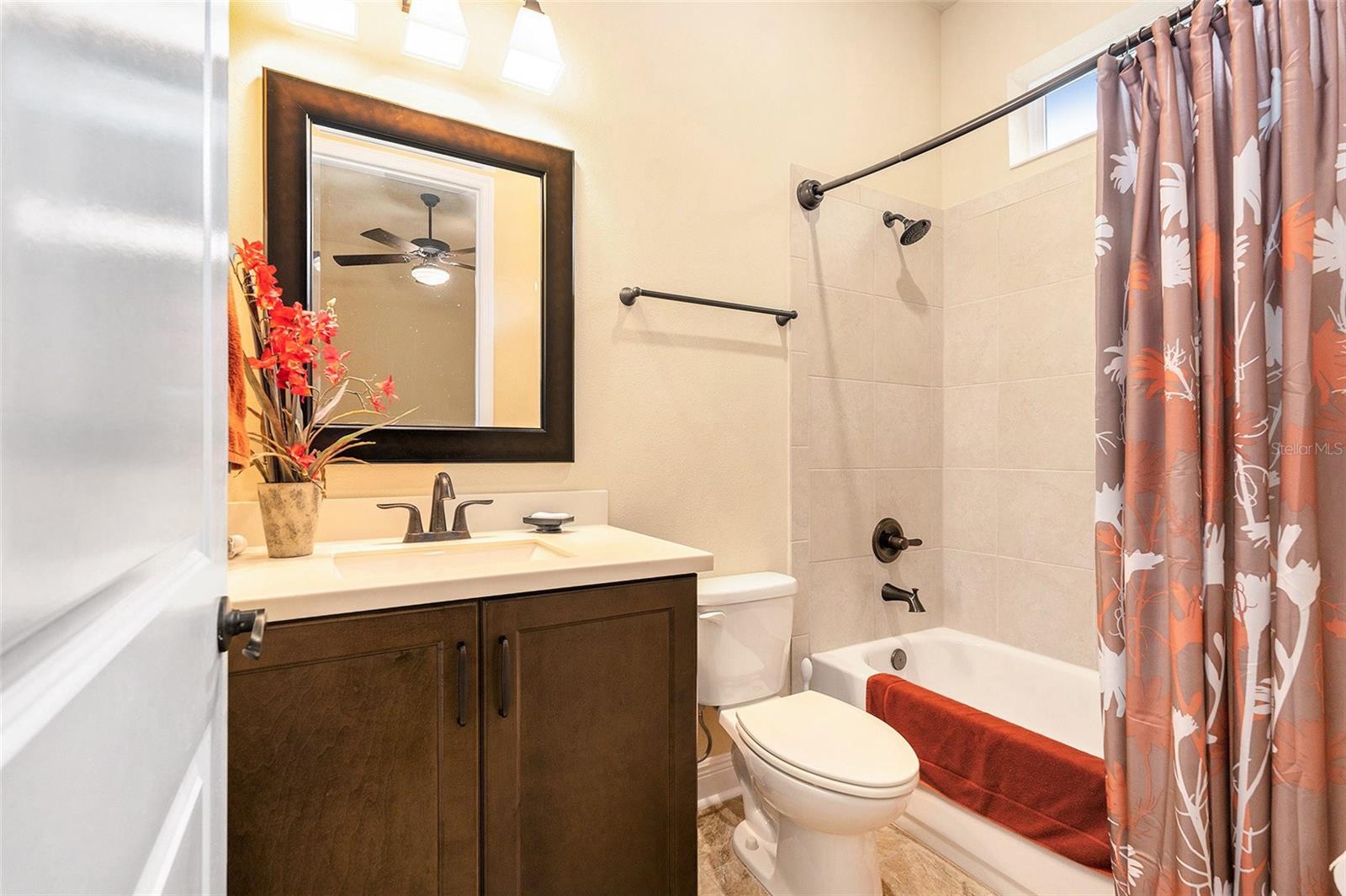 FISHHAWK RANCH WEST PH 3A - Residential Lease