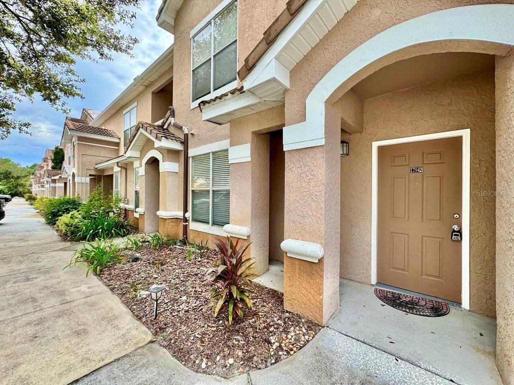 Photo of 17942 Villa Creek Drive #17942, Tampa, FL 33647 (MLS # TB8553777)