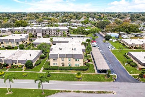 A home in SEMINOLE