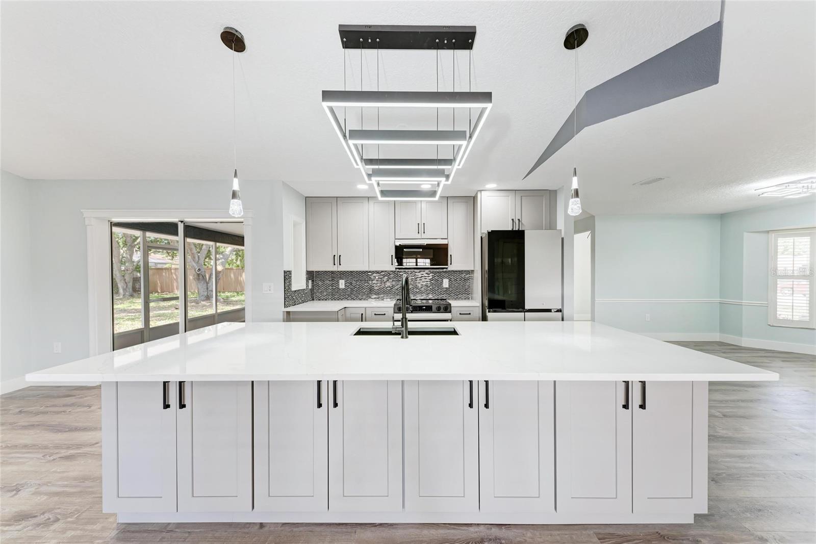 MANATEE OAKS III - Residential