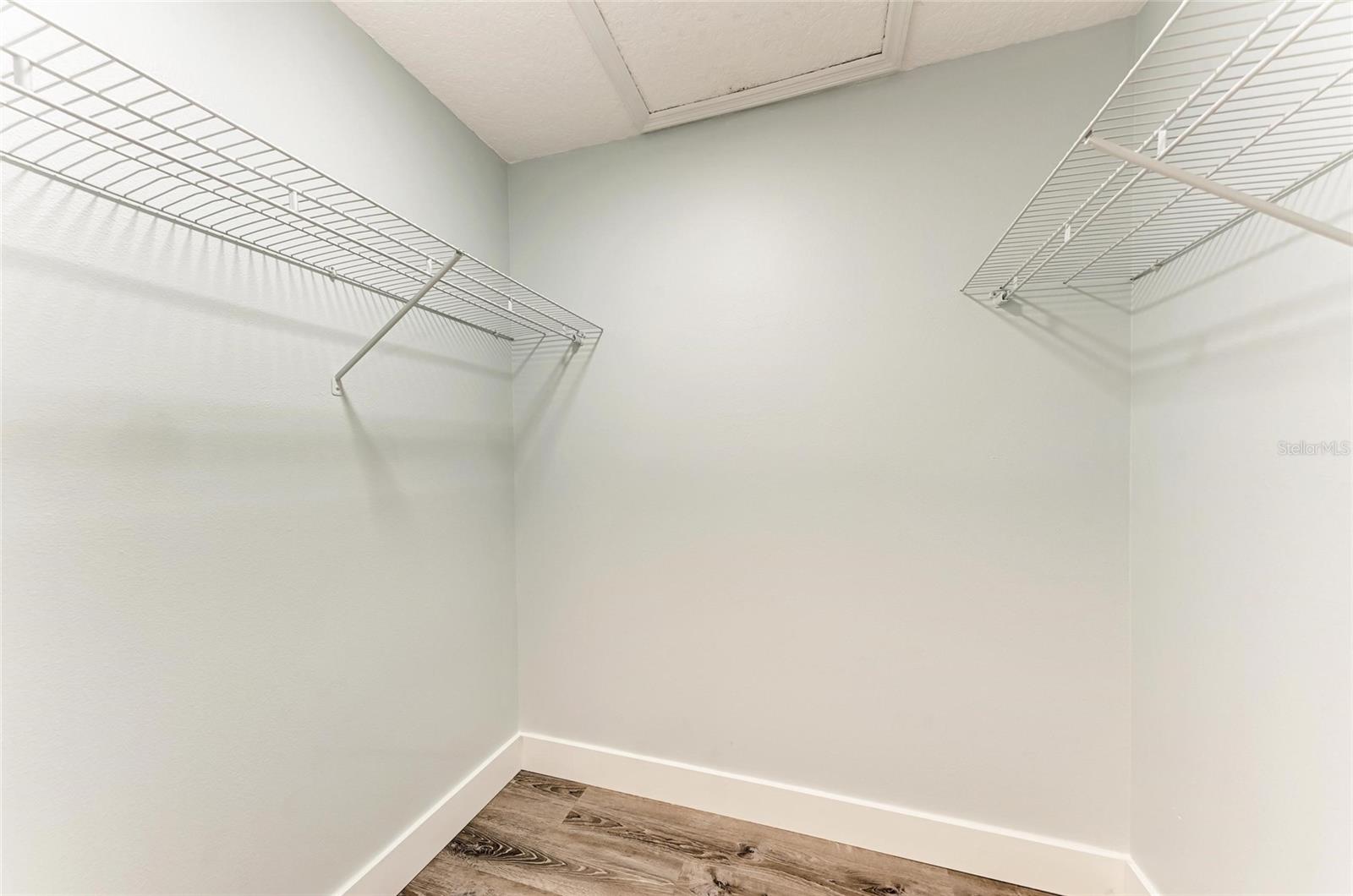 MANATEE OAKS III - Residential