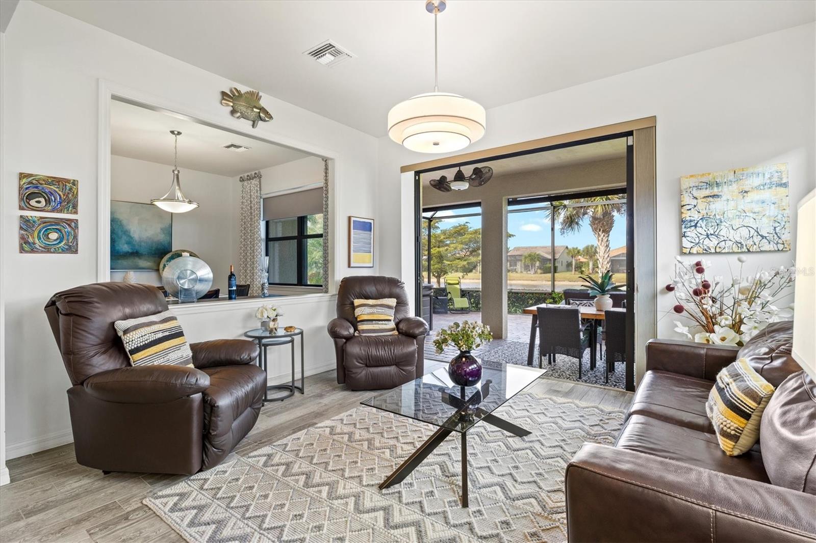 ISLANDWALK - Residential