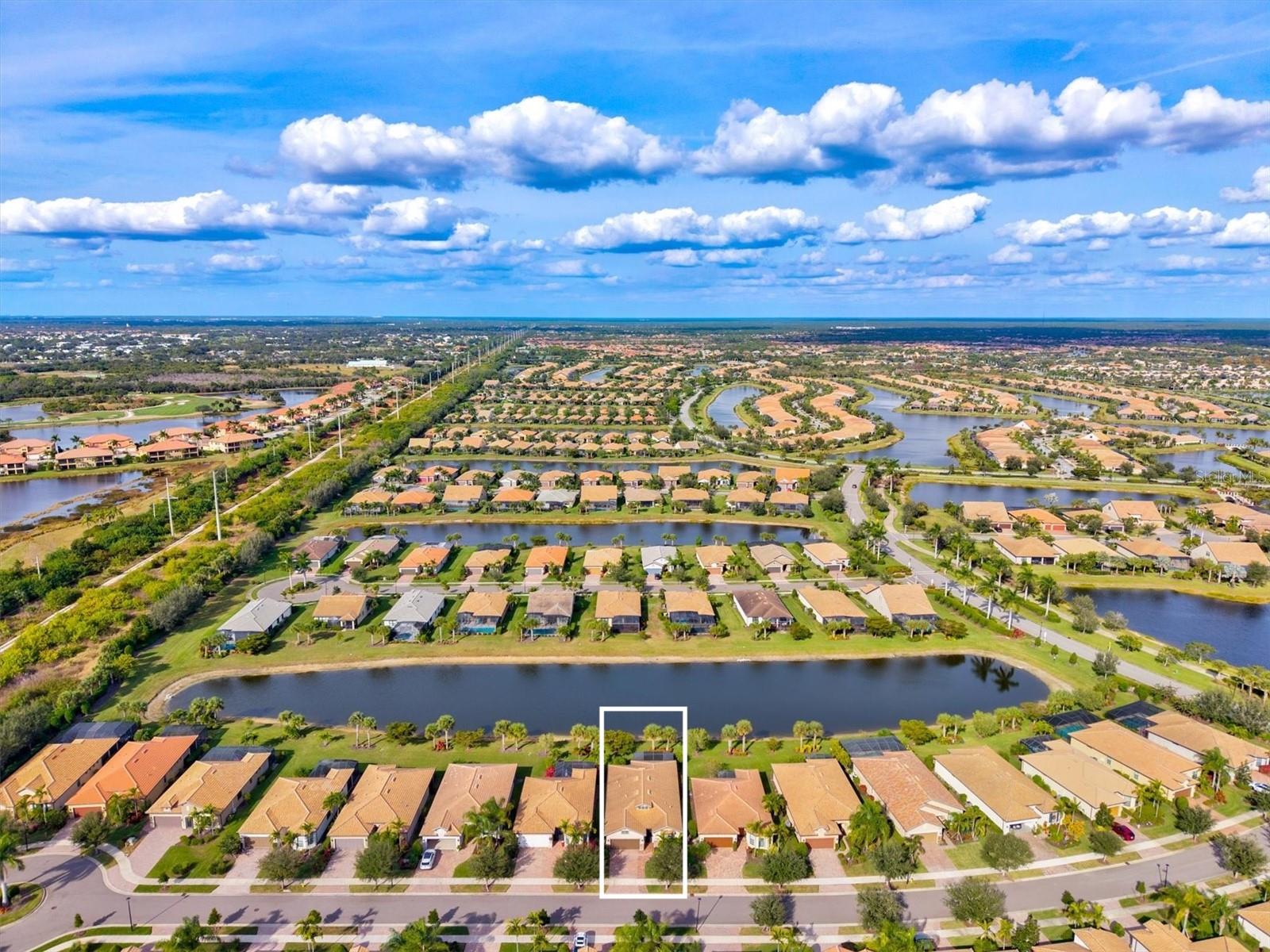 ISLANDWALK - Residential