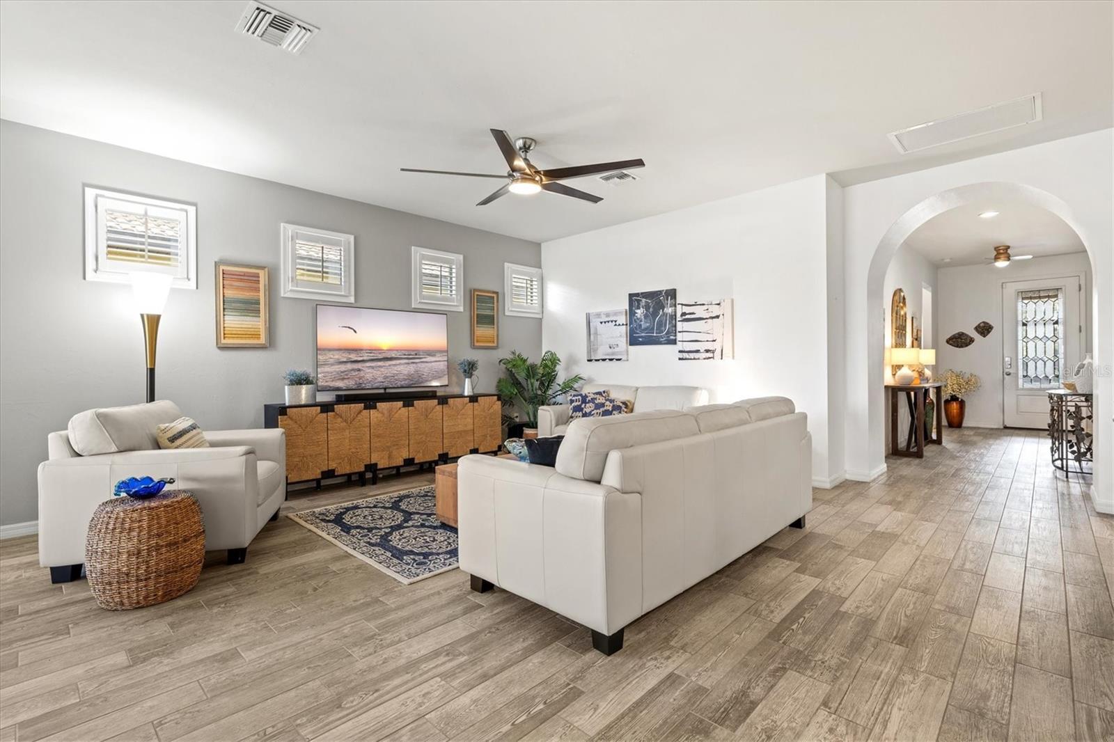 ISLANDWALK - Residential