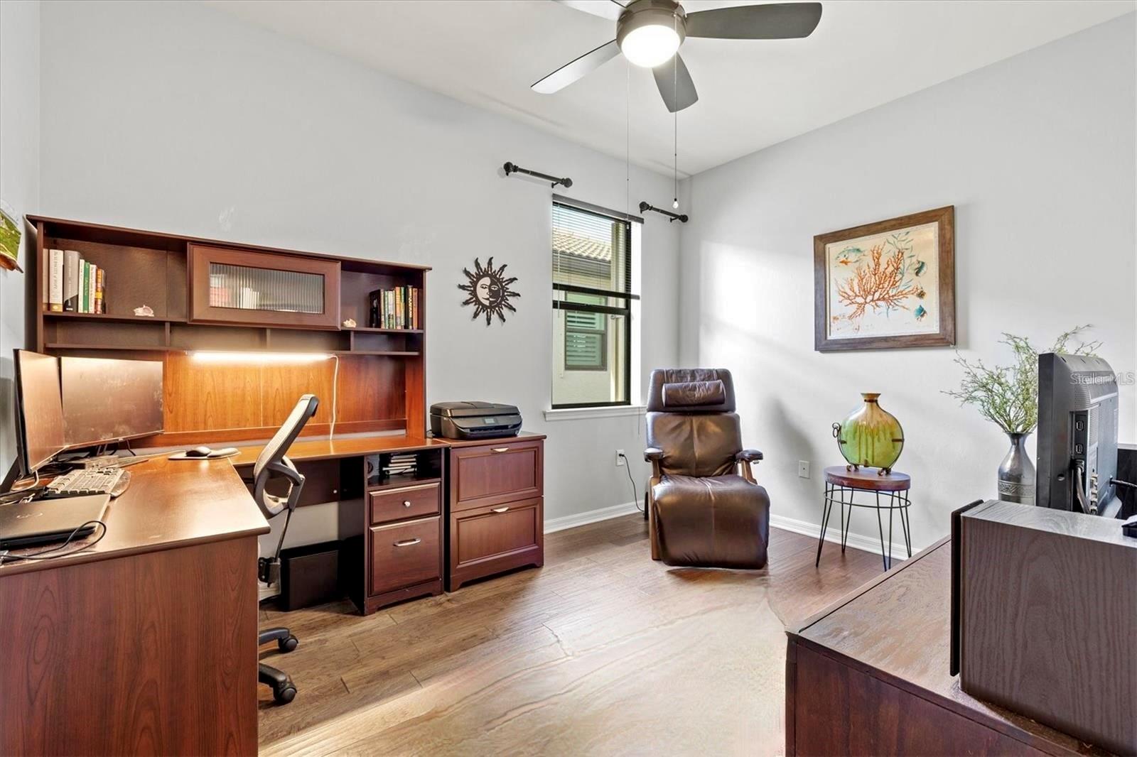 ISLANDWALK - Residential