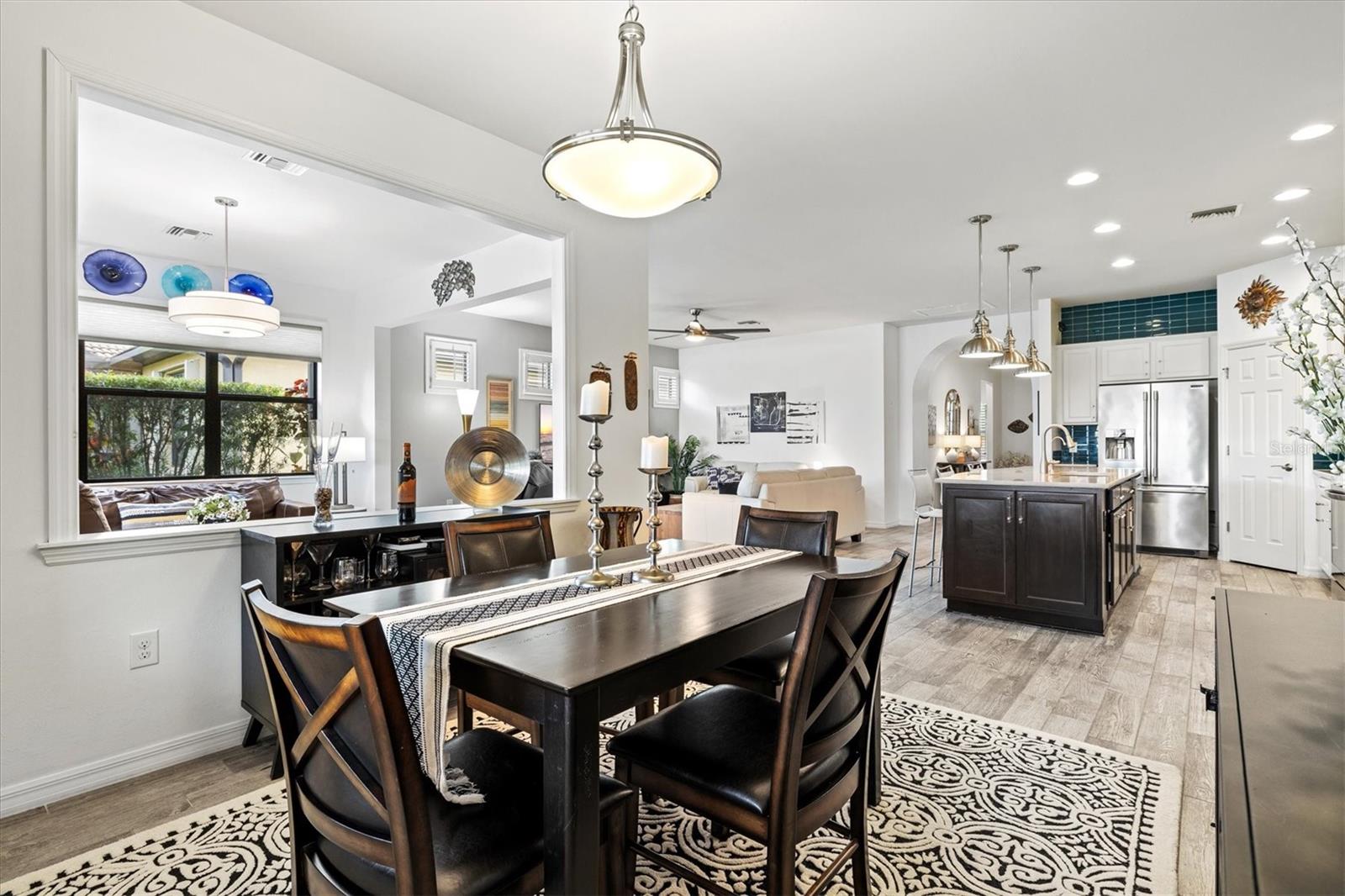 ISLANDWALK - Residential