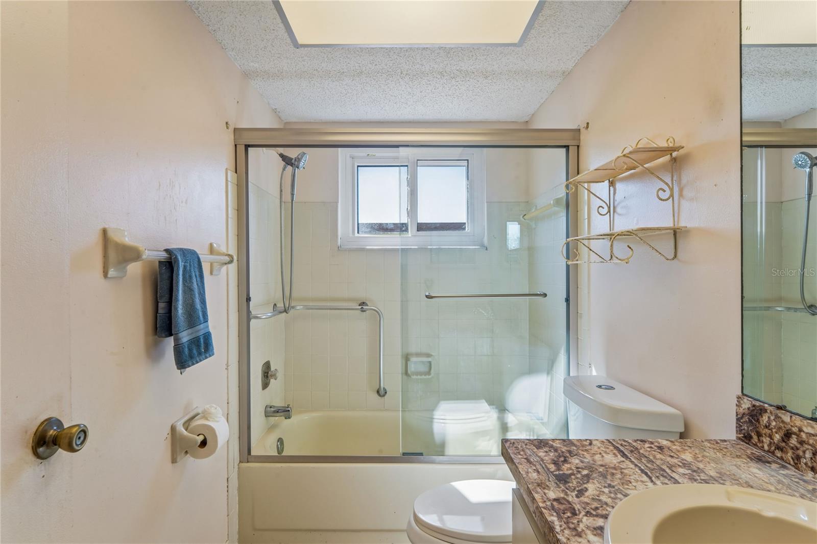 BEACON SQUARE - Residential