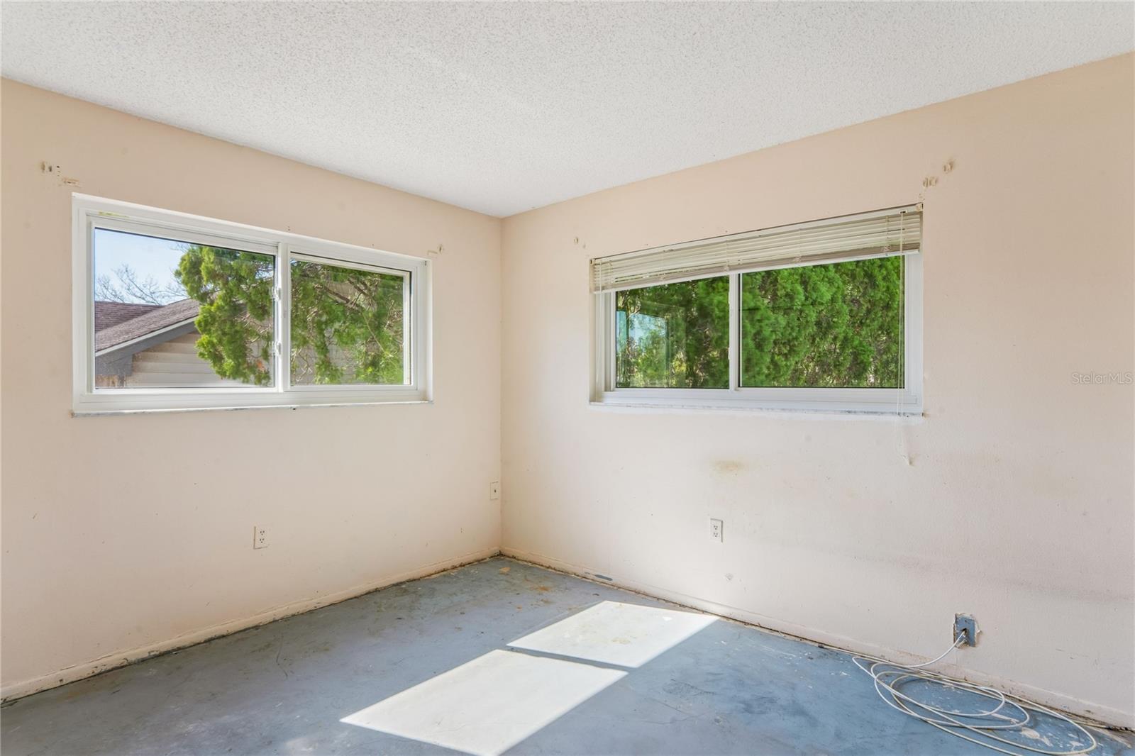 BEACON SQUARE - Residential