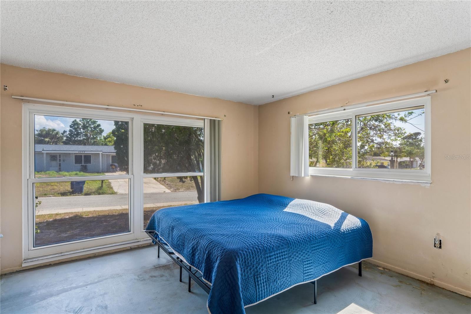 BEACON SQUARE - Residential